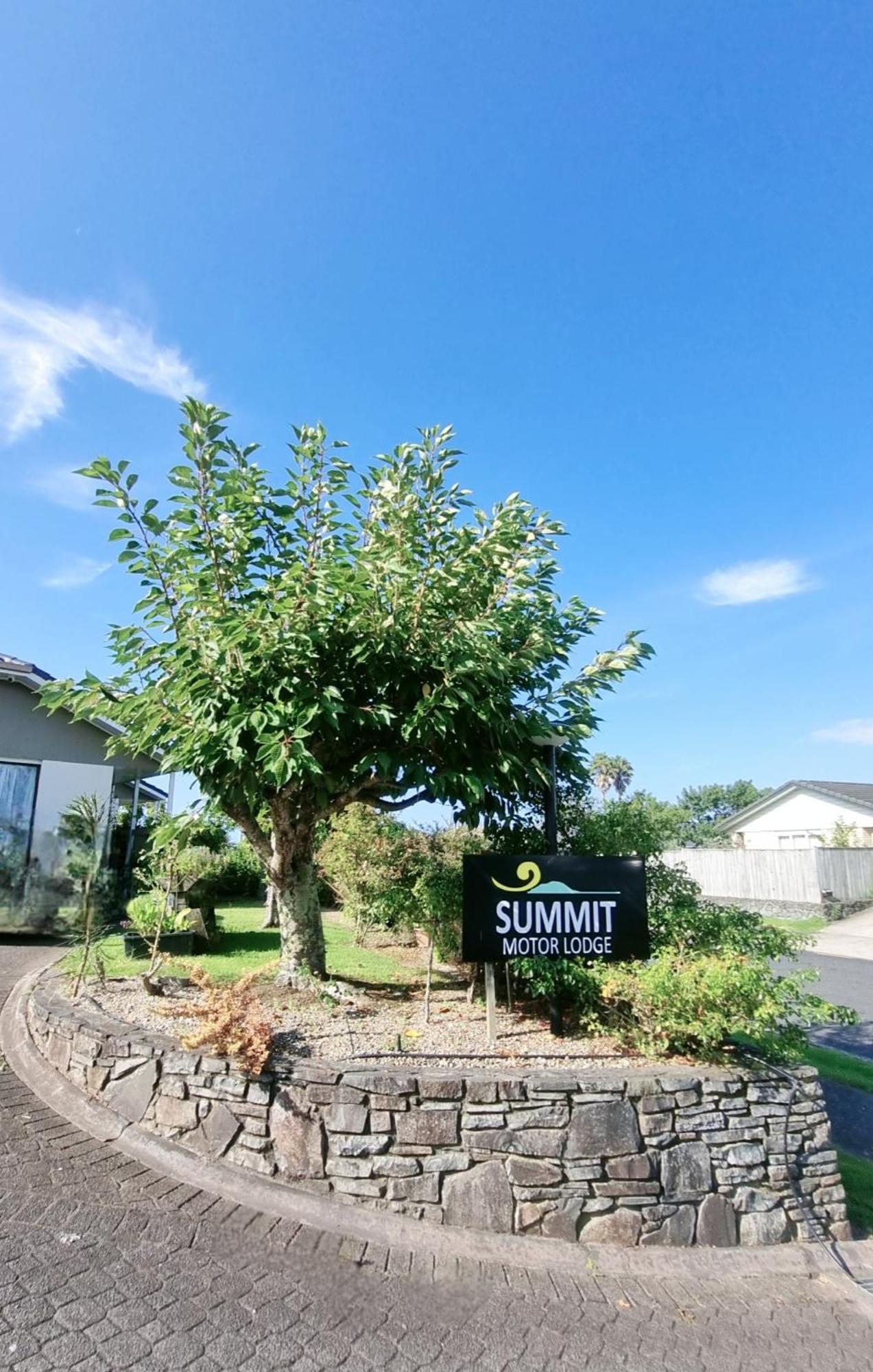 Summit Motor Lodge Tauranga Buitenkant foto